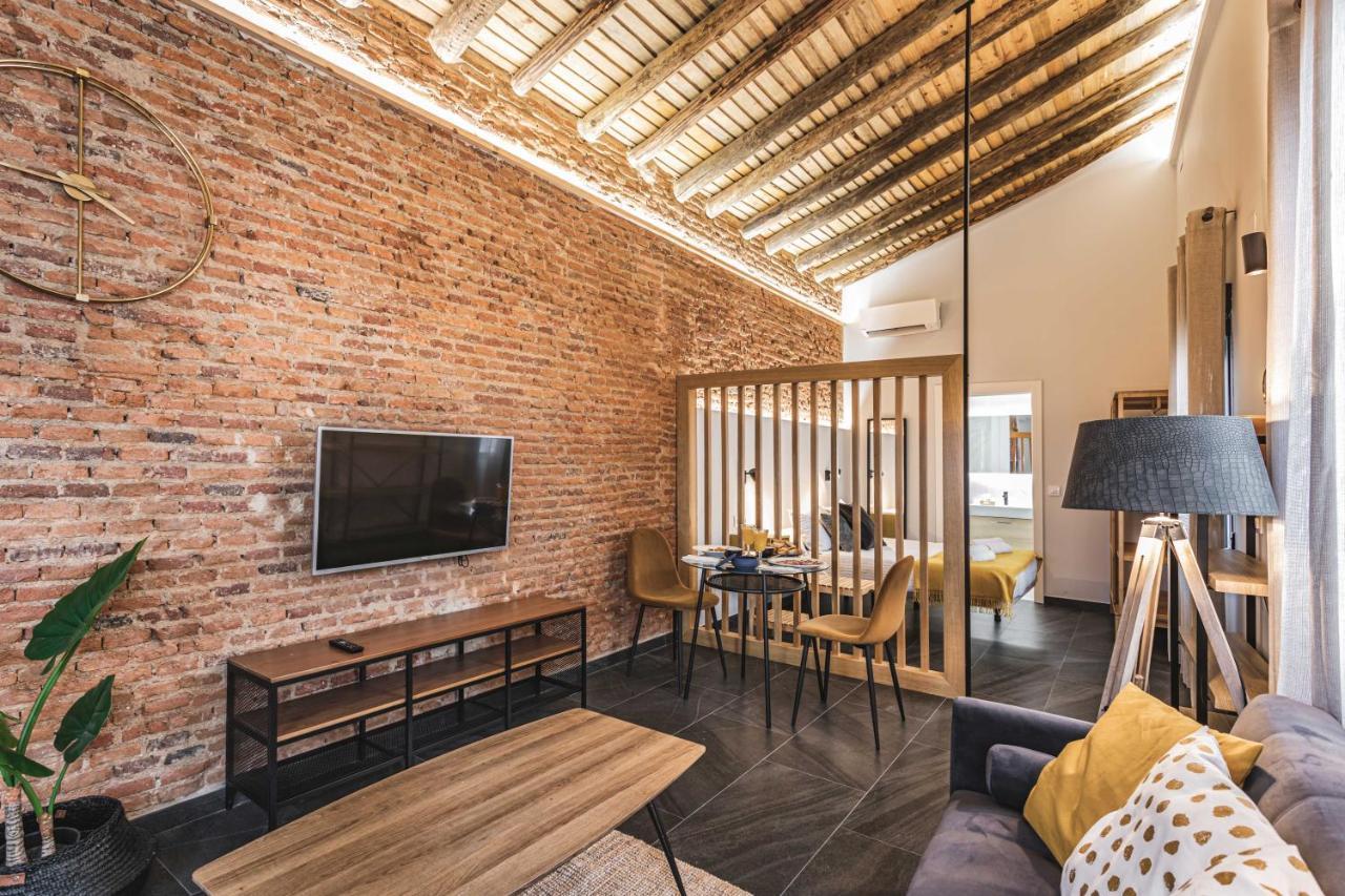 Apartamentos Caceres Central Suites Εξωτερικό φωτογραφία
