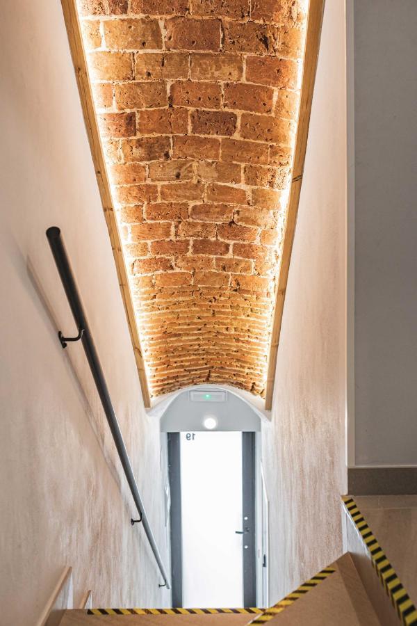 Apartamentos Caceres Central Suites Εξωτερικό φωτογραφία
