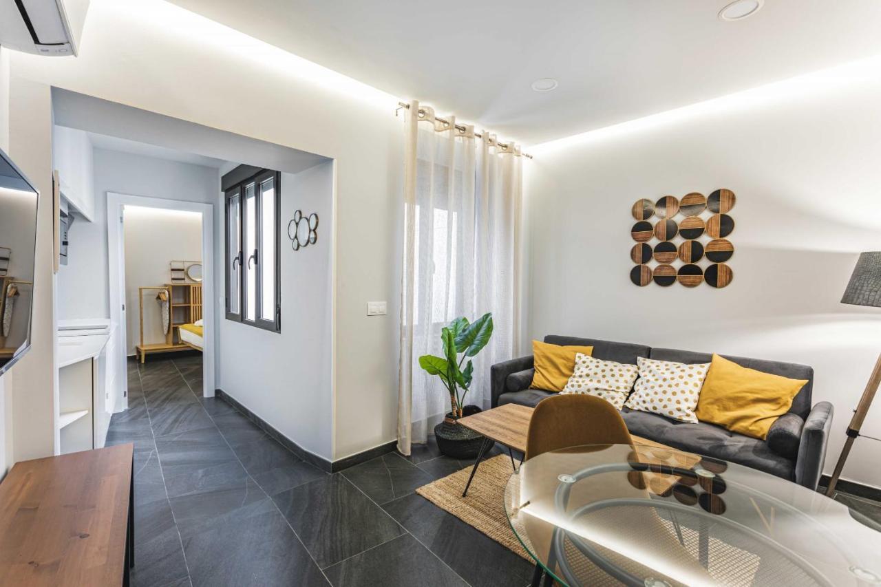 Apartamentos Caceres Central Suites Εξωτερικό φωτογραφία