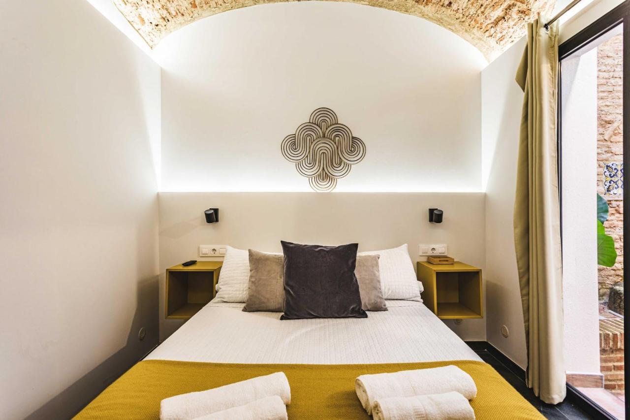 Apartamentos Caceres Central Suites Εξωτερικό φωτογραφία