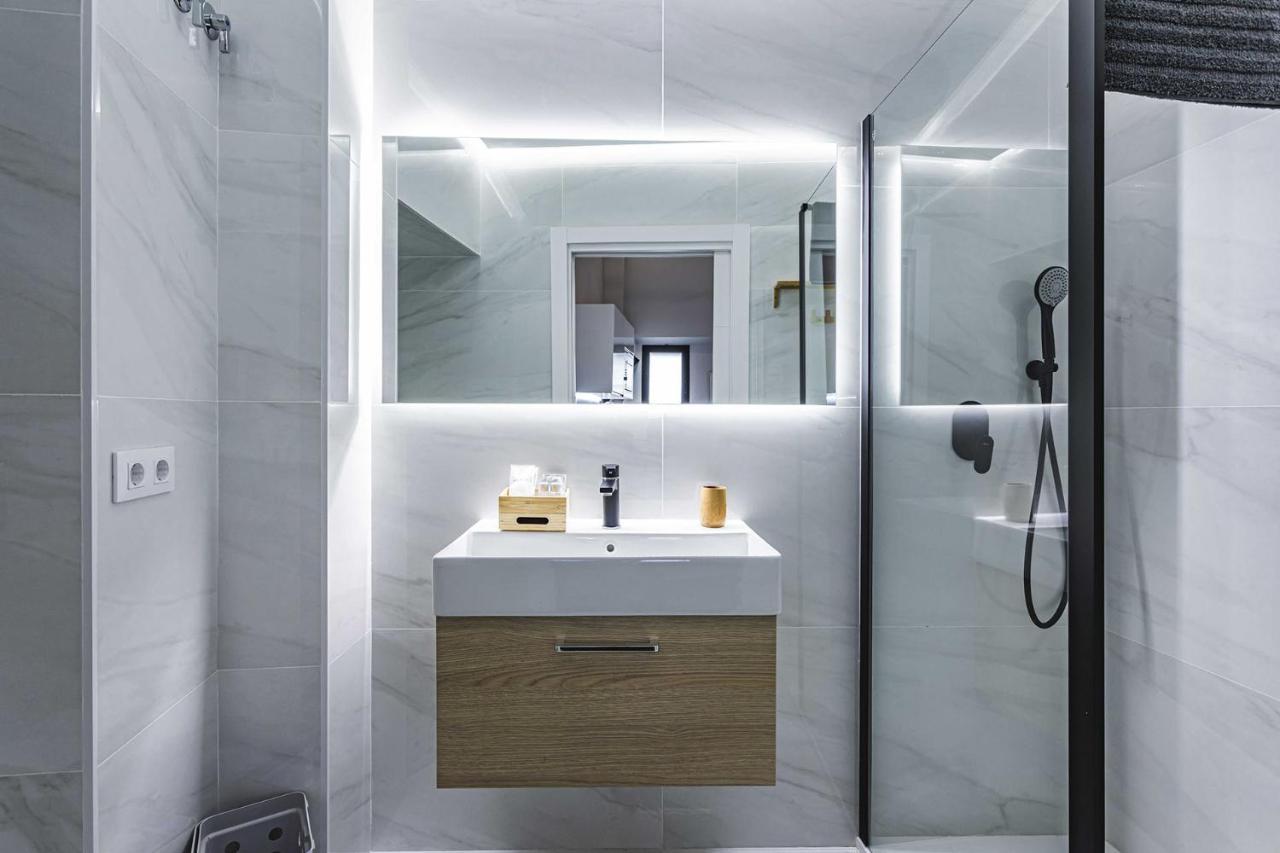 Apartamentos Caceres Central Suites Εξωτερικό φωτογραφία