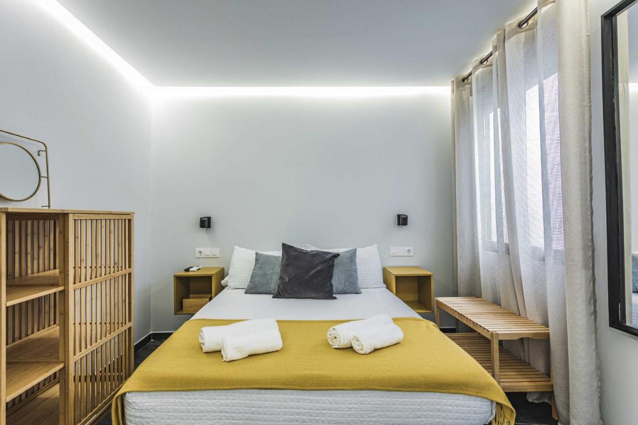 Apartamentos Caceres Central Suites Εξωτερικό φωτογραφία